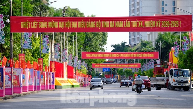 Hà Nam khai mạc Đại hội Đảng bộ cấp tỉnh đầu tiên trên cả nước ảnh 1