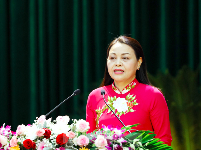 Khi tiếng đồng bào vọng về từ miền Trung ảnh 4