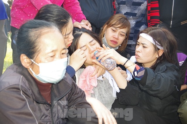 Truy thăng quân hàm, tổ chức trọng thể lễ tang chiến sỹ công an vừa hy sinh ảnh 5