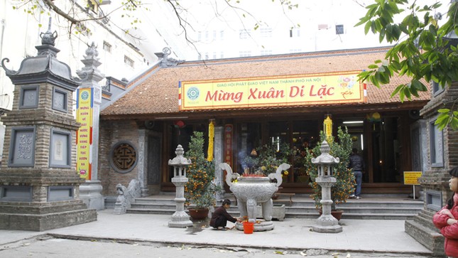 Sự thật pho tượng “lạ” trong chùa Bà Đá ảnh 1