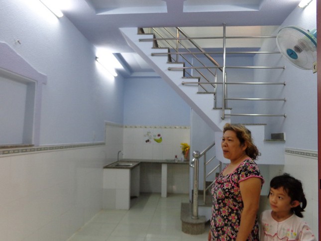 Nhộn nhịp mua bán nhà trọ ảnh 1