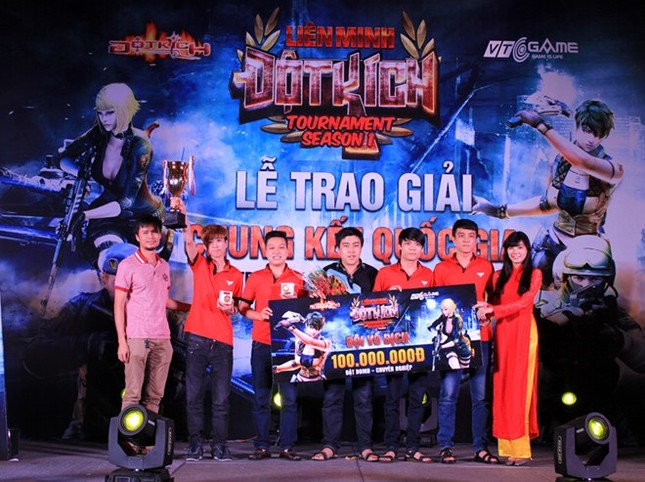 Hoài Lâm làm khán giả nổi da gà khi hát lại hit Bằng Kiều ảnh 4
