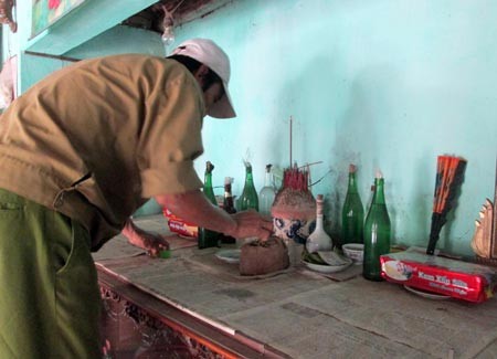 Thực hư chuyện “yểm bùa” chết người ở xứ Mường ảnh 2