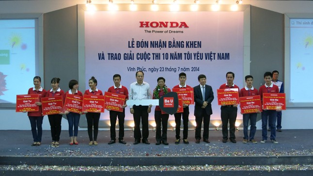 Honda Việt Nam nhận bằng khen từ các cơ quan chính phủ ảnh 1