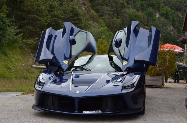 Những gam màu độc và đẹp của Ferrari LaFerrari ảnh 6