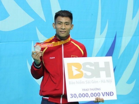Võ sĩ wushu Việt Nam mất HCV vì… tiêu chảy ảnh 1