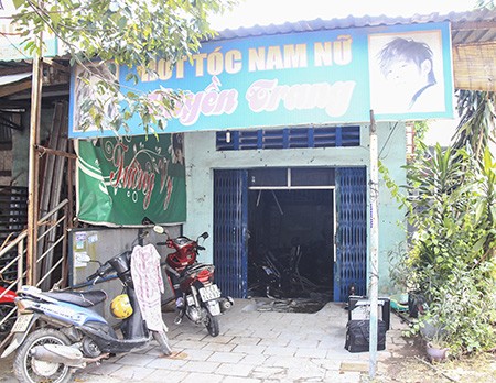 Tiệm cắt tóc bốc cháy sau tiếng cãi vã, hai người thương vong ảnh 1
