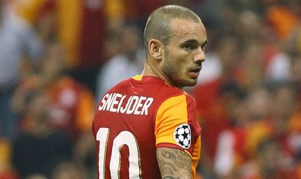 Sneijder vác đơn kiện Galatasaray, M.U 'mở cờ trong bụng' ảnh 1