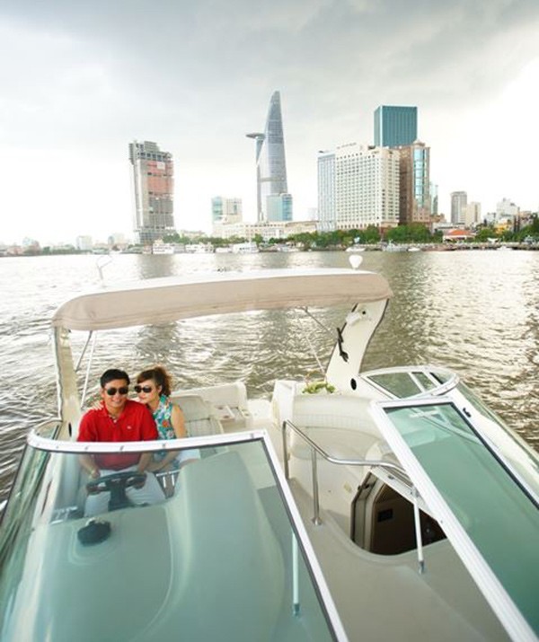 Đại gia Việt trong cuộc đua sắm máy bay, tậu du thuyền ảnh 1