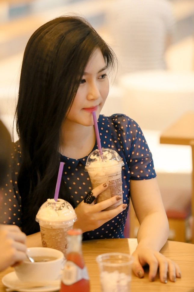 Hương Tràm không yêu đàn ông có vợ ảnh 1
