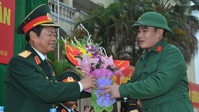 Đại tướng Đỗ Bá Tỵ động viên tân binh nhập ngũ ảnh 10