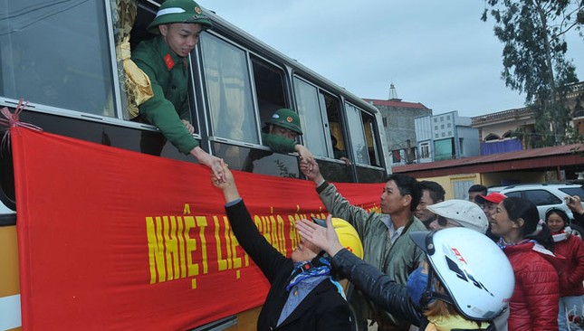 Đại tướng Đỗ Bá Tỵ động viên tân binh nhập ngũ ảnh 7