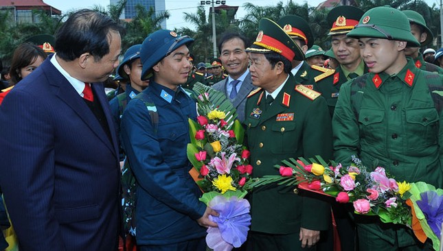 Đại tướng Đỗ Bá Tỵ động viên tân binh nhập ngũ ảnh 9