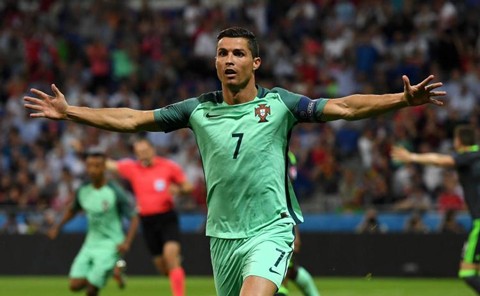 Ronaldo nói gì trước trận chiến 'bá vương' với Pháp? ảnh 1