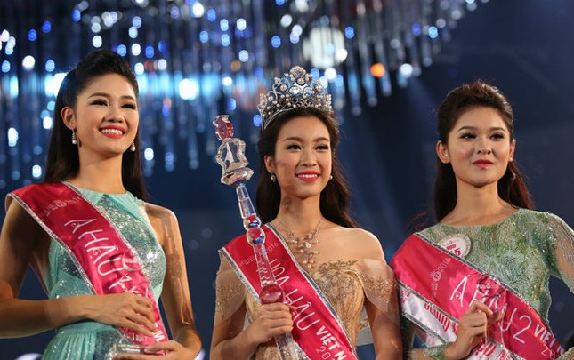 Còn ai xứng đăng quang Hoa hậu Việt Nam hơn Đỗ Mỹ Linh? ảnh 1
