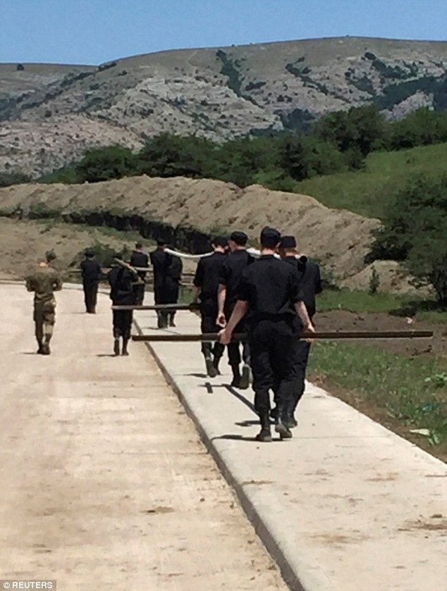 Nga rục rịch khôi phục hệ thống boongke tên lửa ở Crimea ảnh 3