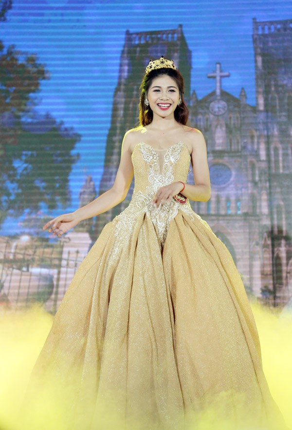 Những hoa khôi sinh viên Thủ đô nổi bật nhất năm 2016 ảnh 5