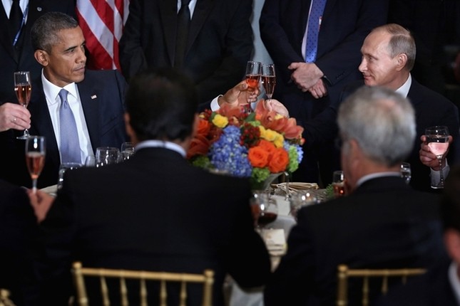 Những cuộc gặp đáng nhớ giữa ông Putin và ông Obama ảnh 5