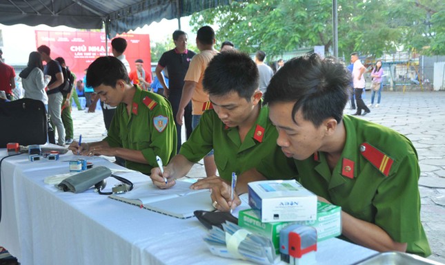 Hoa hậu Đại Dương, Top 10 HHVN hiến máu ở Cần Thơ ảnh 9