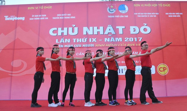 Hoa hậu Đại Dương, Top 10 HHVN hiến máu ở Cần Thơ ảnh 6