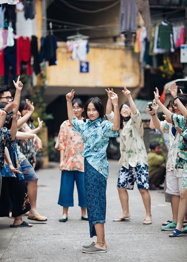 Thú vị bộ ảnh kỷ yếu mang phong cách thời bao cấp của teen Hà Nội ảnh 11