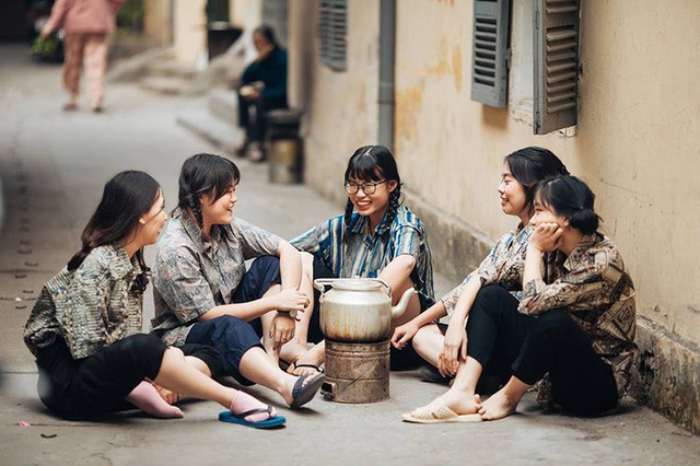 Thú vị bộ ảnh kỷ yếu mang phong cách thời bao cấp của teen Hà Nội ảnh 7