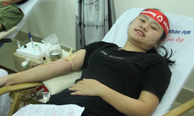 Chủ Nhật Đỏ ở Đà Nẵng: 'Đó là yêu thương...' ảnh 4