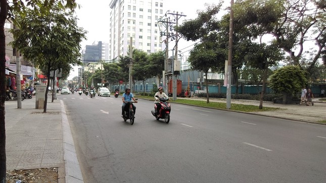 Sài Gòn thông thoáng ngày đầu đi làm sau kỳ nghỉ Tết ảnh 11