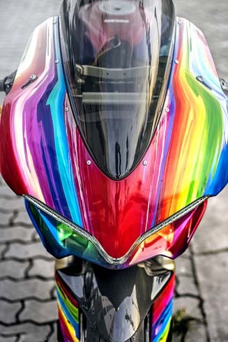 Ducati 899 Panigale 'độ' cầu vồng 7 sắc tại Việt Nam ảnh 4