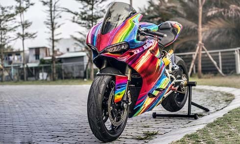Ducati 899 Panigale 'độ' cầu vồng 7 sắc tại Việt Nam ảnh 8