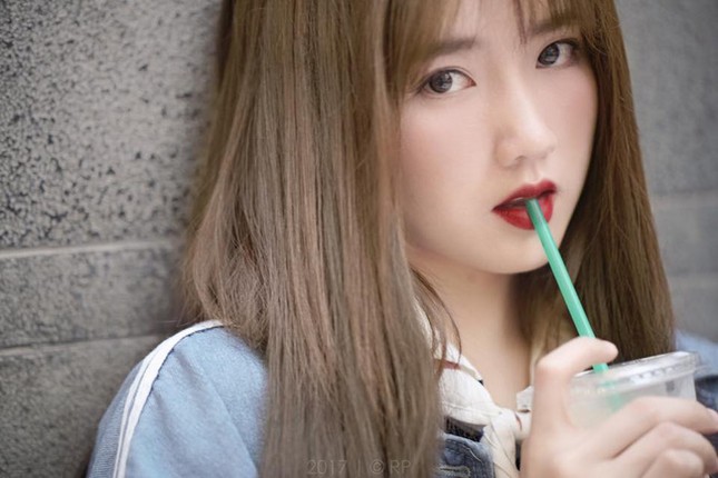 'Hot girl vườn đào' Kiều Trinh bật khóc trong MV mới ảnh 5