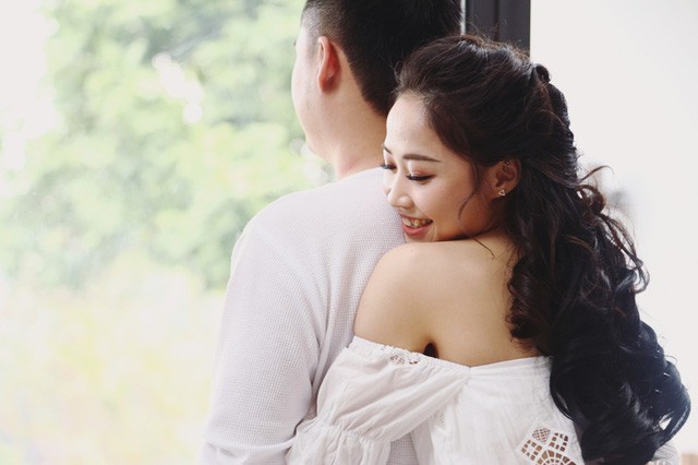 Hé lộ ảnh cưới lãng mạn của “búp bê thể dục” Ngân Thương ảnh 2