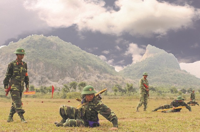 Lính trẻ Công binh sáng tạo, lập công ảnh 2