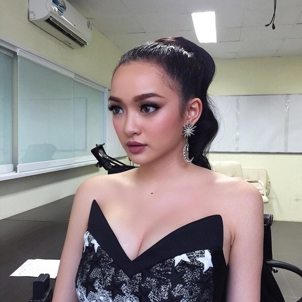 Kaity Nguyễn 'thời Em chưa 18': Đẹp ngọt ngào tinh khôi ảnh 29