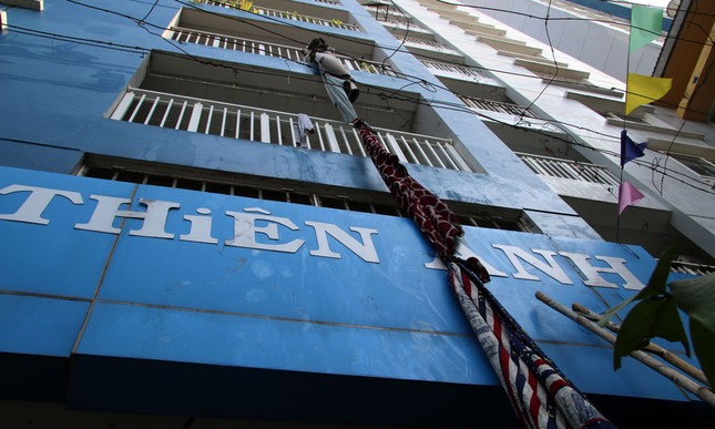 Vụ cháy chung cư Carina Plaza: Cứu cả gia đình nhờ áo ngực phụ nữ ảnh 2