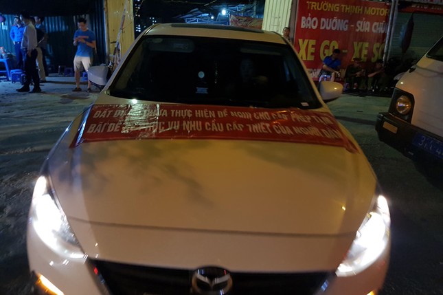 Náo loạn vì bãi đỗ xe 'lậu' lớn nhất Linh Đàm bị đóng cửa ảnh 2