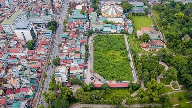 Kiểm tra bãi xe lậu trên khu đất 10.000m2 giữa Thủ đô ảnh 1