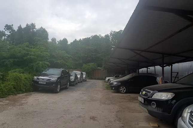 Kiểm tra bãi xe lậu trên khu đất 10.000m2 giữa Thủ đô ảnh 2