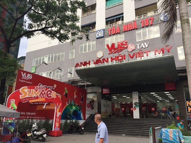 Kỷ luật nhiều sếp Thanh tra xây dựng, xóa sổ bãi xe lậu ôm 'đất vàng' ảnh 1