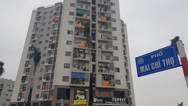 Bị cắt điện nước, dân chung cư rao bán nhà để phản đối ảnh 2