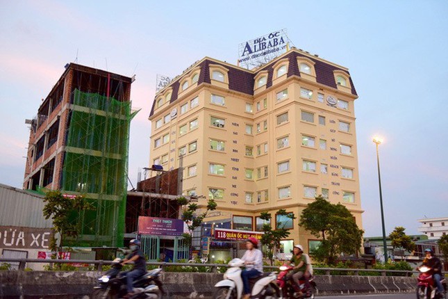 Ồ ạt mua đất là 'chôn' tiền vào đất; Alibaba lại bị cảnh báo rao bán dự án 'ảo' ảnh 5