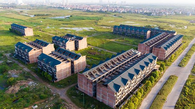 Ồ ạt mua đất là 'chôn' tiền vào đất; Alibaba lại bị cảnh báo rao bán dự án 'ảo' ảnh 1