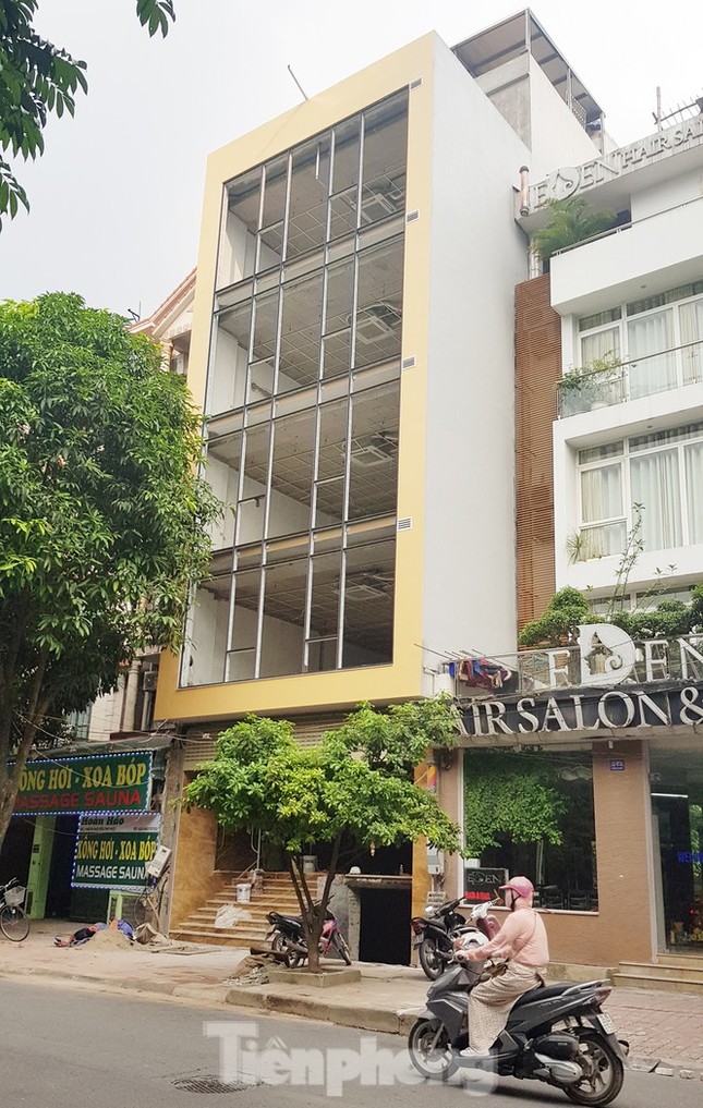 Hà Nội nói gì về việc cấp phép 'lạ' loạt cao ốc khu phố mẫu? ảnh 3