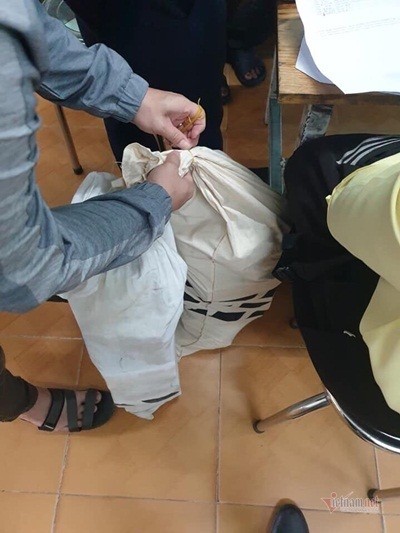 Cuối năm, người người vác bao tải tiền lao vào cơn sốt đất ảnh 4