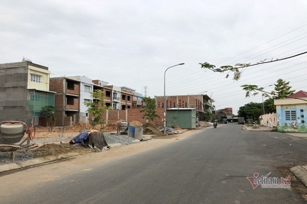 Cuối năm, người người vác bao tải tiền lao vào cơn sốt đất ảnh 7