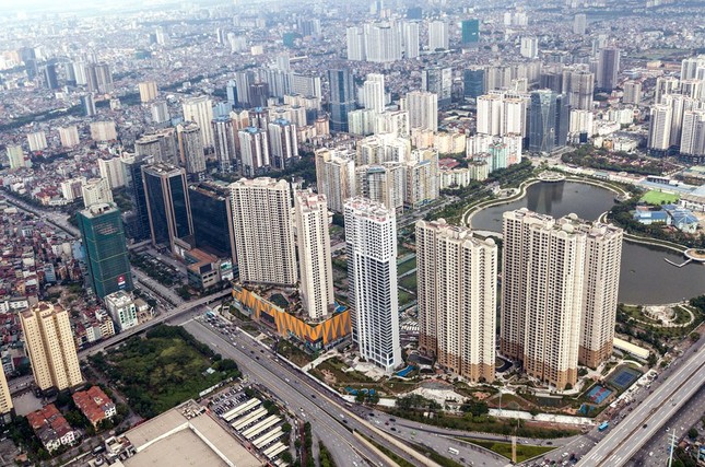 Doanh nghiệp địa ốc 'khát vốn' ồ ạt vay trái phiếu lãi cao, thị trường dấu hiệu bất ổn? ảnh 1
