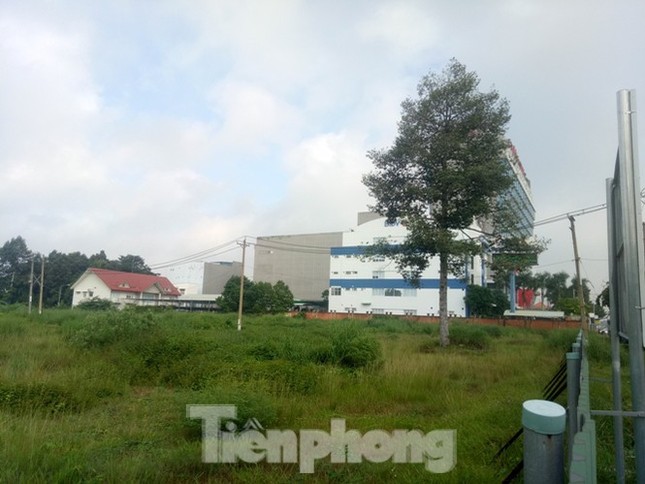 Báo cáo Thủ tướng nhà riêng lẻ 4 tầng hầm, đấu giá đất công ‘một vốn lời mười’ ảnh 4