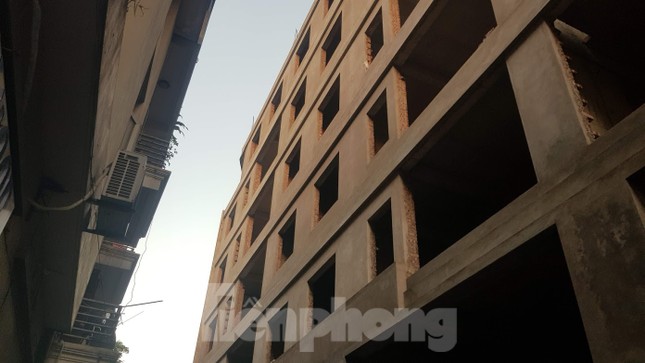 Bí ẩn khu nhà ở cán bộ bỏ hoang trên đất 'kim cương' Hà Nội ảnh 4