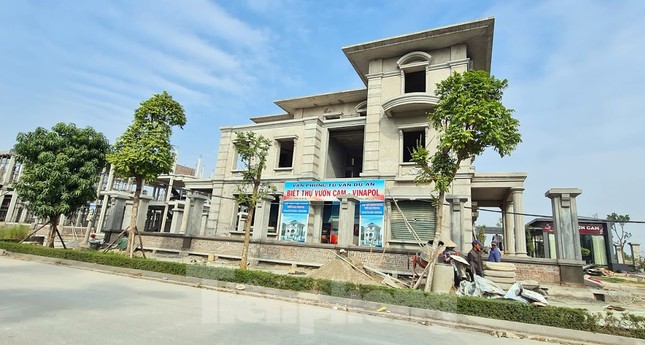 Cuối năm, 'cò đất' thi nhau thổi giá loạt dự án 'đắp chiếu' phía Tây Hà Nội ảnh 1