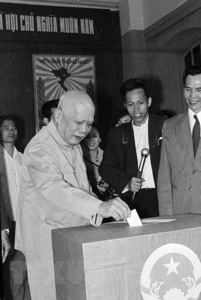 45 năm Ngày Tổng tuyển cử bầu Quốc hội của nước Việt Nam thống nhất ảnh 15